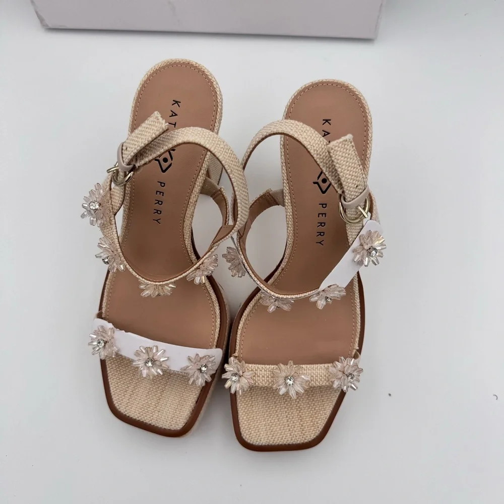NEW in box. Size 9 The Steady Flower Sandal by Katy Perry